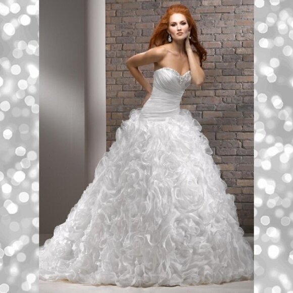 NWT Maggie Sottero Bridal Gown Wedding Dress Nivia - Picture 2 of 6